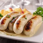Boudin blanc au Cookeo dans une assiette blanche