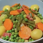 Jardinière de légumes au Cookeo dans un plat