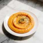Délicieuse purée de patate douce au Cookeo, crémeuse et pleine de saveurs.
