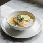 Découvrez notre soupe de poissons au Cookeo, pleine de saveurs maritimes.